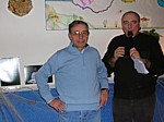 Giuliano Fossi, organizzatore della festa, con Danilo Cornalba segretario della Societ di pesca Ponte di Comando Castagnola Tommaso - clic per ingrandire - 125 KB (800x599px)